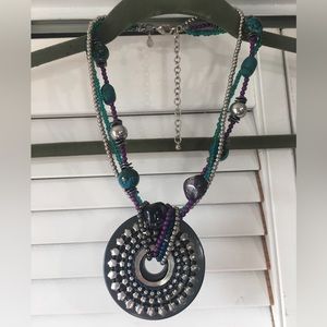 Chico’s pendent necklace